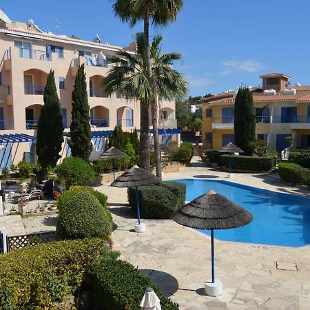Vacation House Sanders Paphos Buitenkant foto