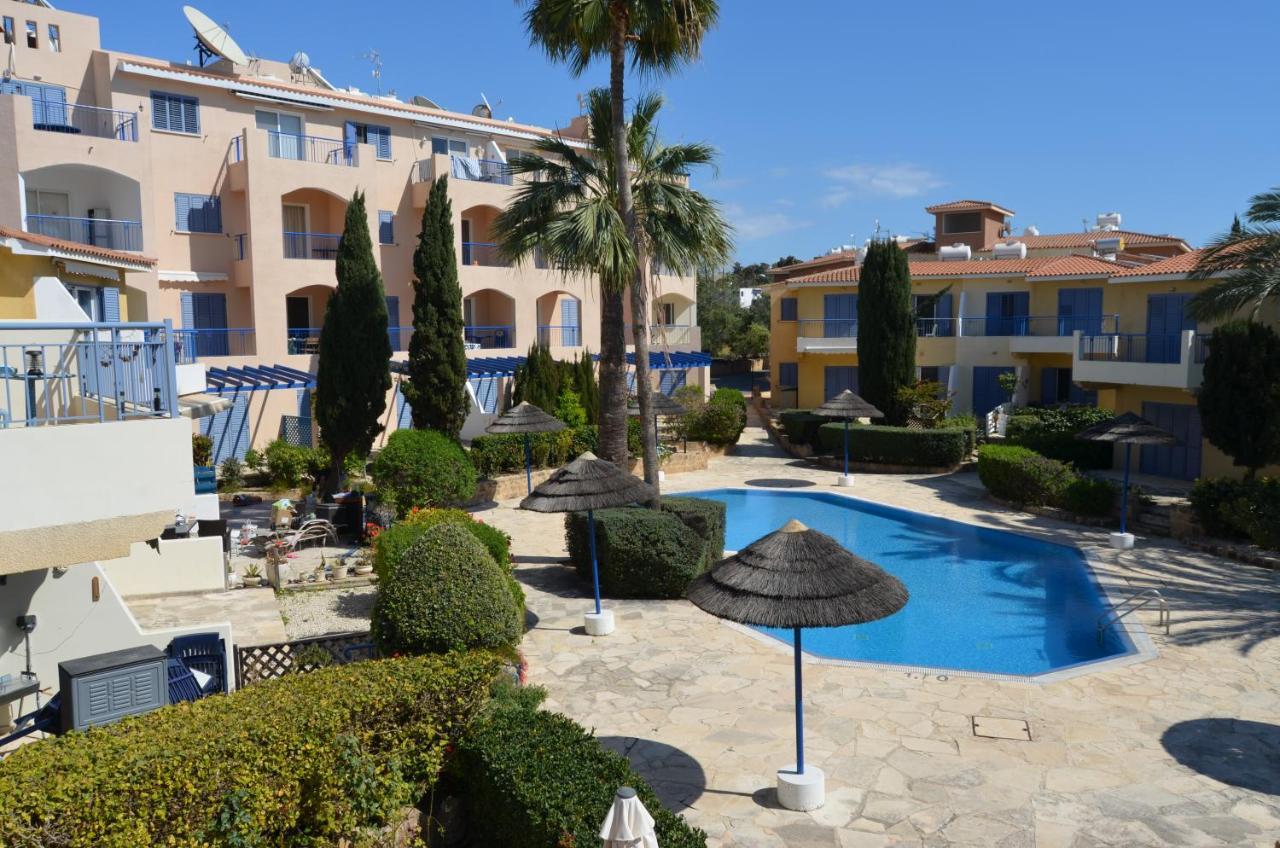 Vacation House Sanders Paphos Buitenkant foto