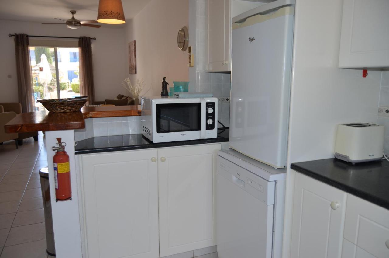Vacation House Sanders Paphos Buitenkant foto